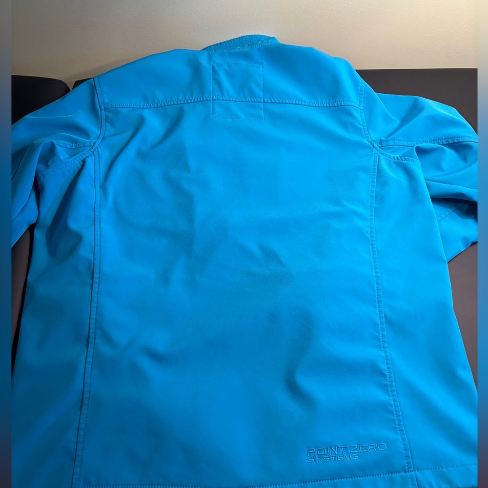 Point Zero Vibrant Blue Performance Jacket - Picture 2 of 13